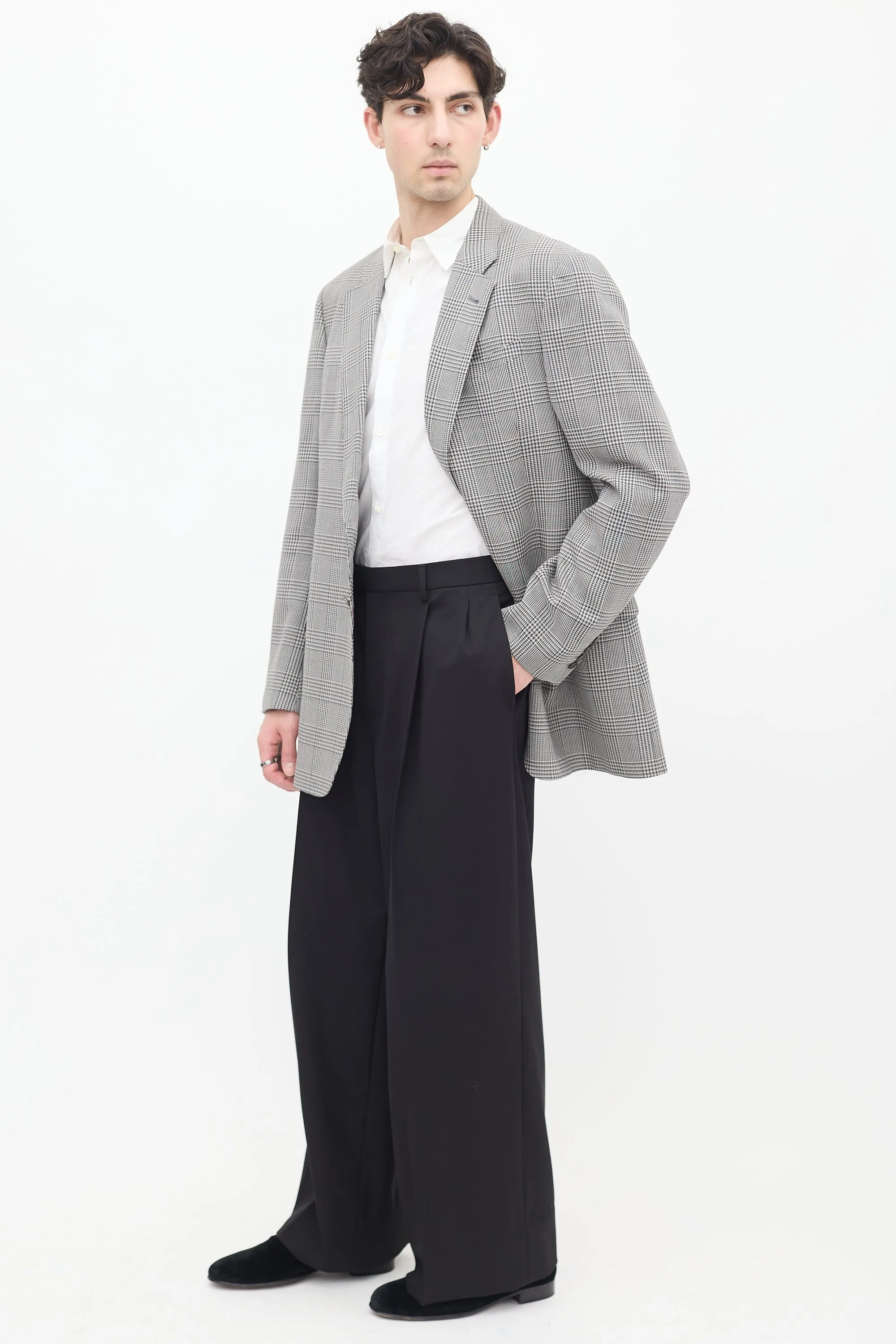Black Pleated Wide Trouser