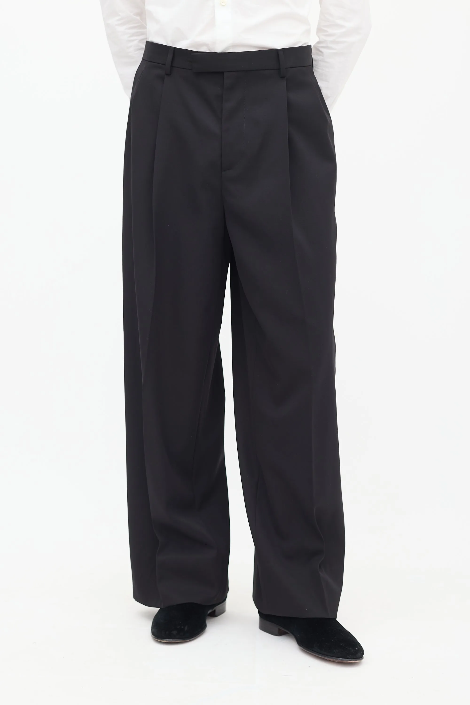 Black Pleated Wide Trouser